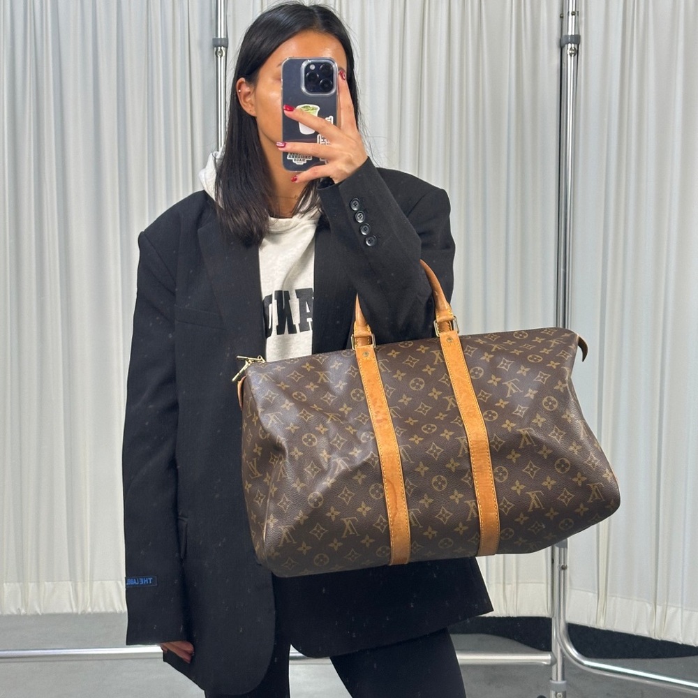 Authentic Louis Vuitton Keepall 45 travel duffel bag  M41428 monogram - Picture 2 of 16